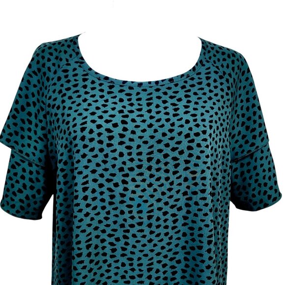 Women's Green Polka Dot Round Neck Tiered Sleeve Blouse 0X & 1X Short Sleeve Top - Picture 2 of 13